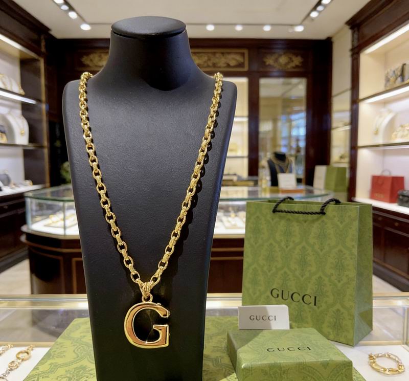 Gucci Necklace  02yxs28